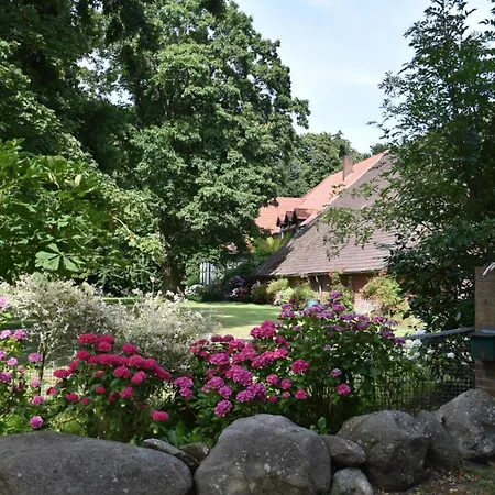 Luettje Paradies Ruhwarden