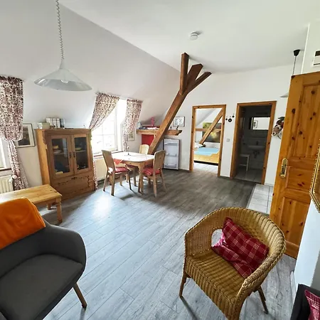 Luettje Paradies Ruhwarden