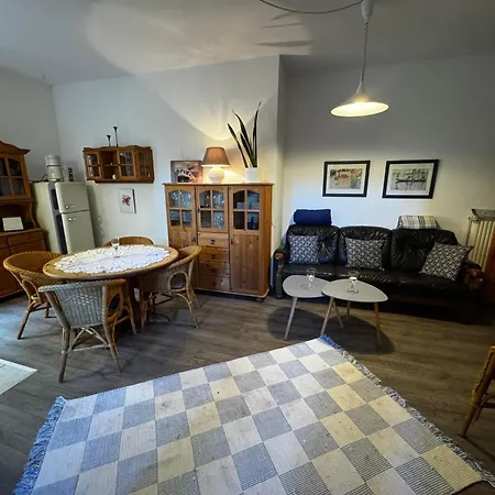 Luettje Paradies Ruhwarden