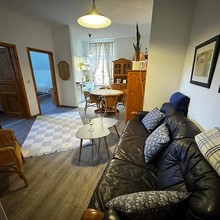 Luettje Paradies Ruhwarden